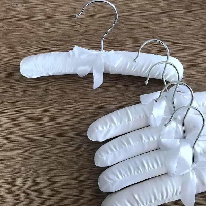 Ganci appendiabiti colorati pe - Baby Clothing Hanging Rack recensione e prezzo