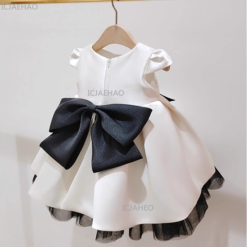 Abito da Principessa in Raso c - Baby Clothing Dresser recensione e prezzo